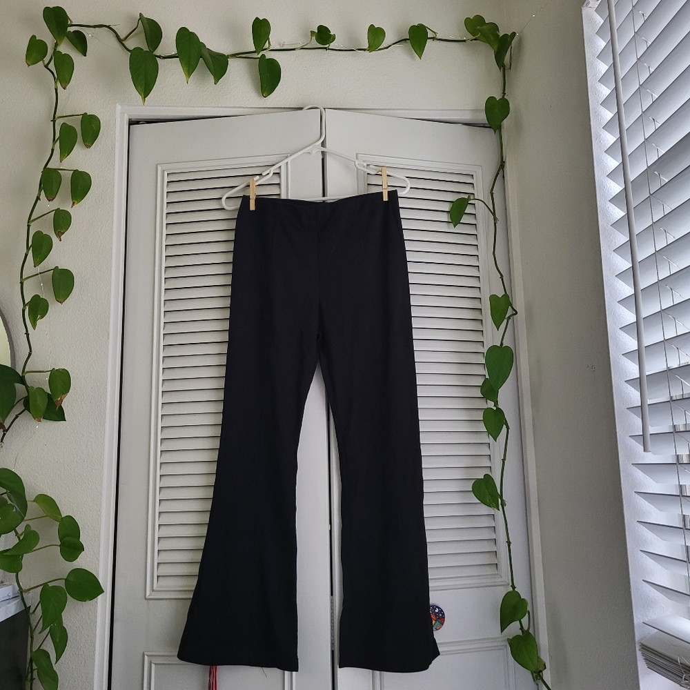 Better be - Black Flared Pants Petite